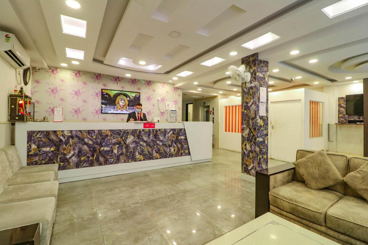 Hotel Olive Zone Near Delhi Airport Нью-Дели Экстерьер фото